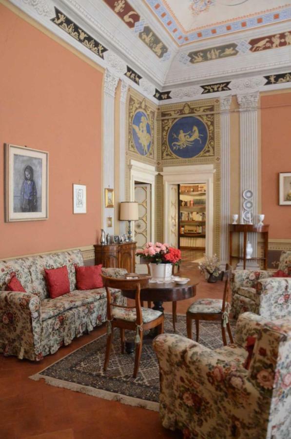 Вілла Residenza Storica Palazzo Ricciarelli Вольтерра Екстер'єр фото
